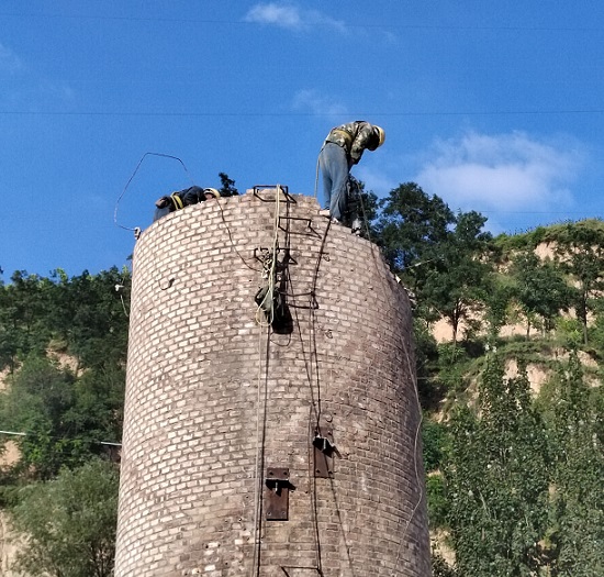 蕭山煙囪拆除公司:以技術(shù)創(chuàng)新,助力環(huán)保,實(shí)現(xiàn)互利共贏